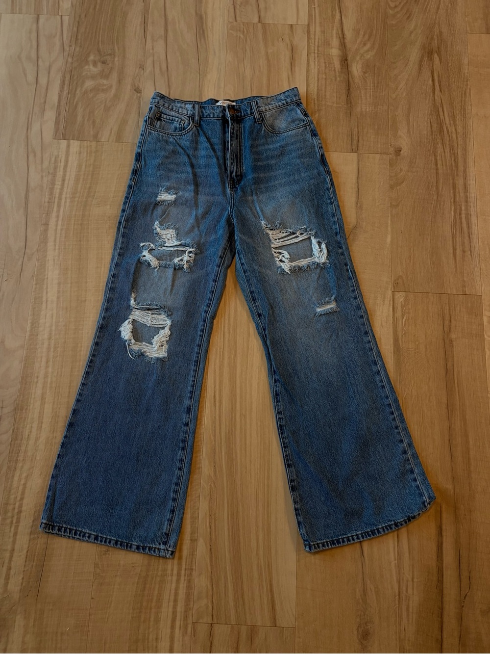 Wide-Leg Distressed Women's Jeans in Dark Blue